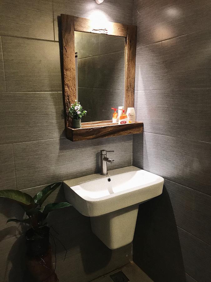 Rustic House Backpacker Hotel Hanoi Eksteriør billede